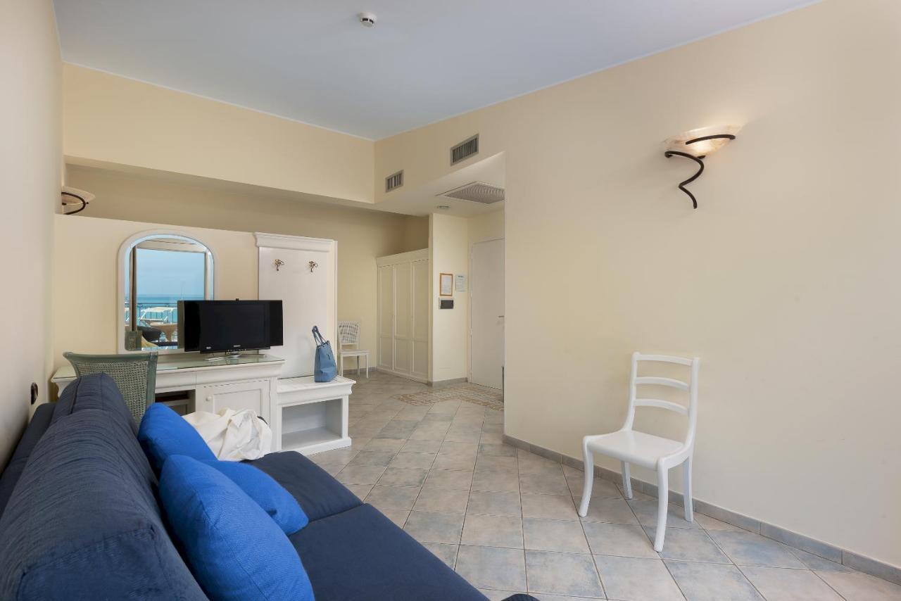 Hotel Riviera 3*